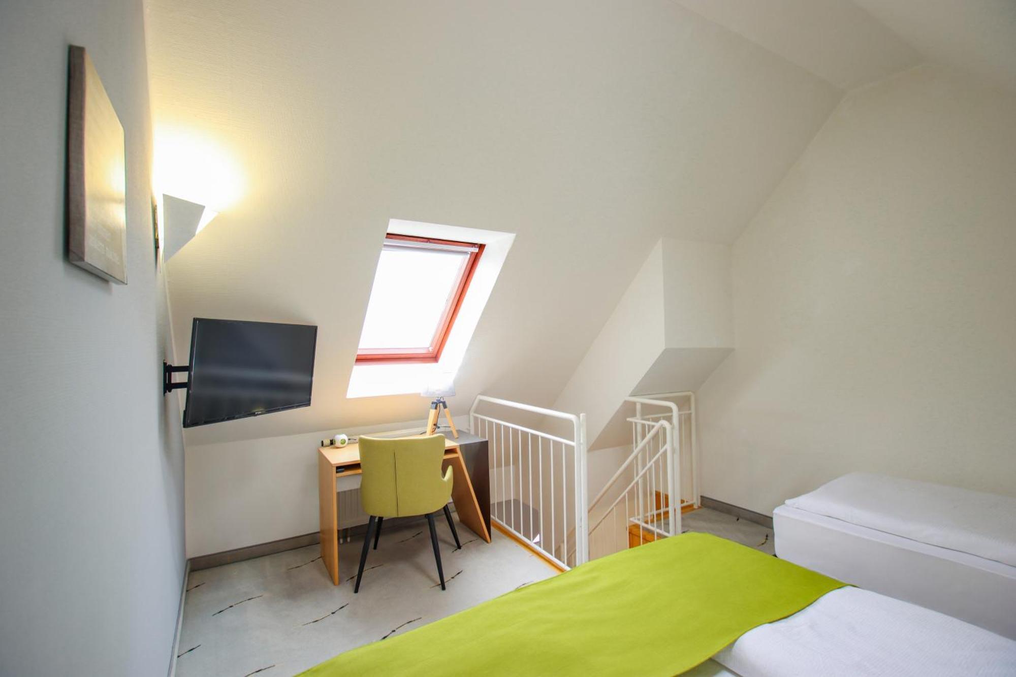 Inselhotel Kleiner Bodden Buschvitz ภายนอก รูปภาพ